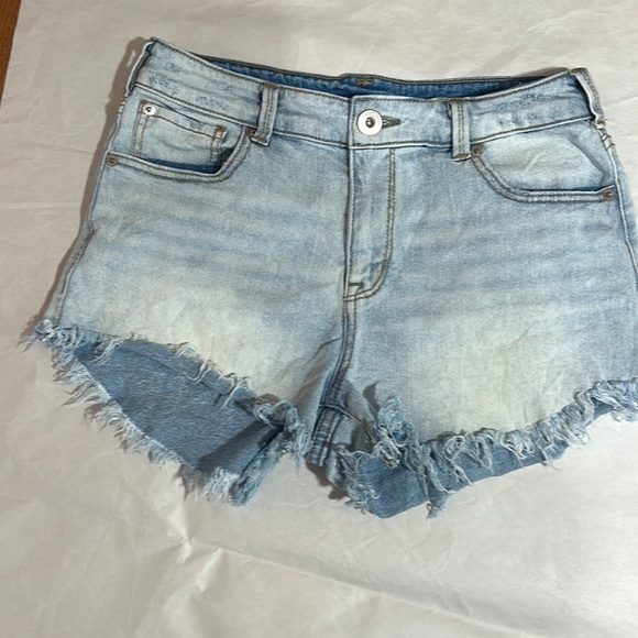 INC INTERNATIONAL CONCEPT DENIM CUT OFF HIGH RISE SHORTS IN SIZE 4/27 - Picture 1 of 5